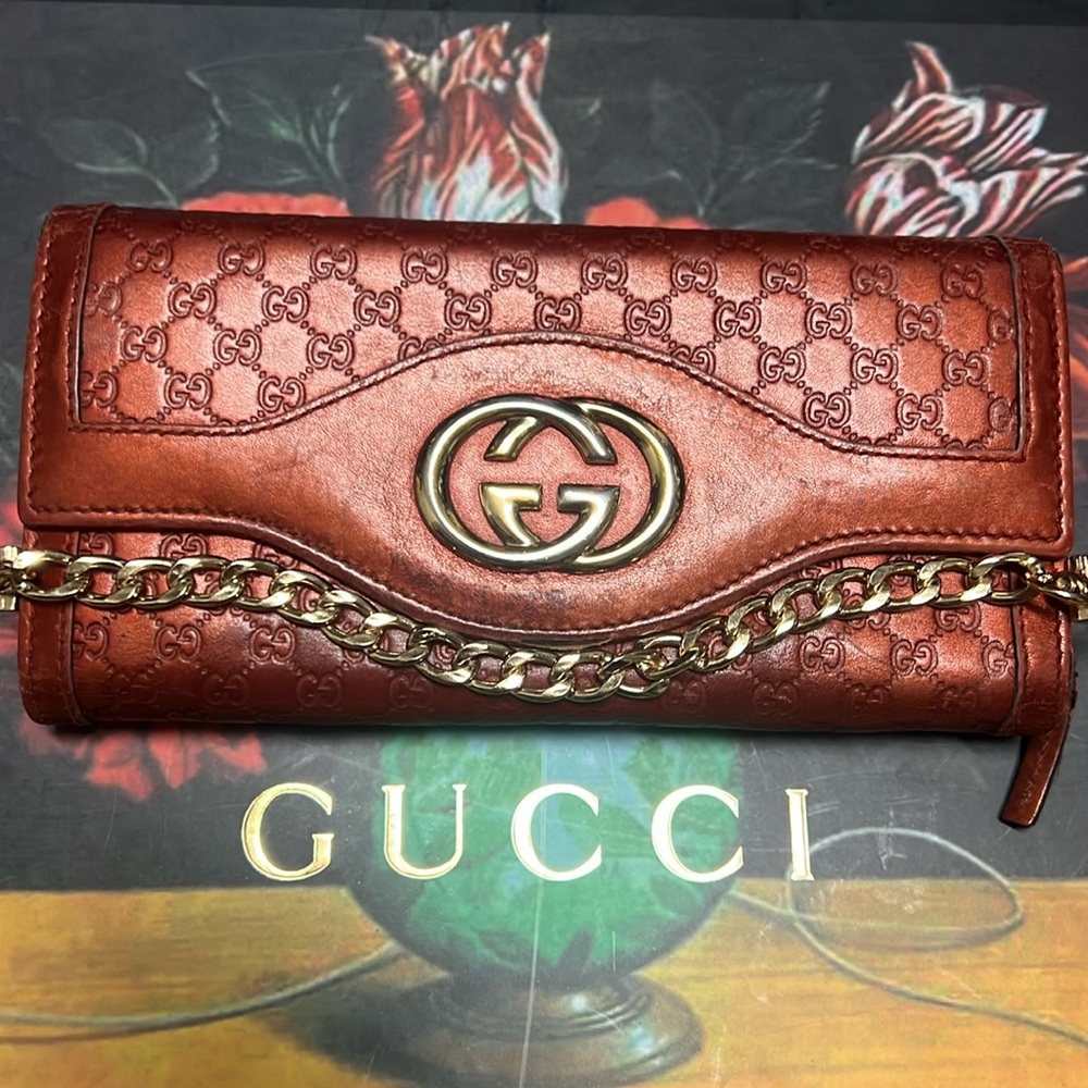 GUCCI wallet (copper orange color)